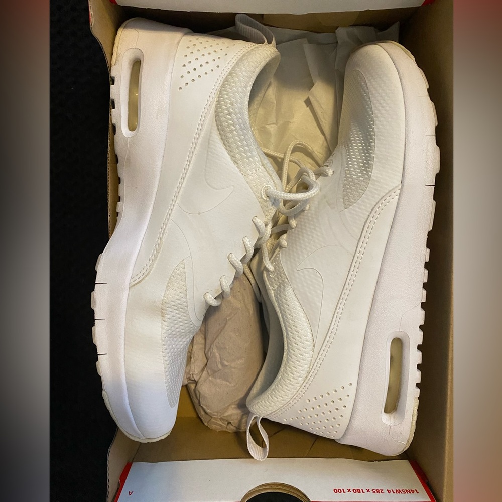 Nike Air Max Thea Youth Shoes Triple White Running Sneakers Sz.5Y
